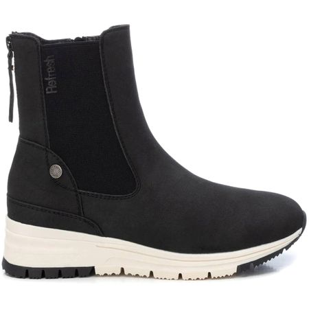 Sneaker deals chelsea boots