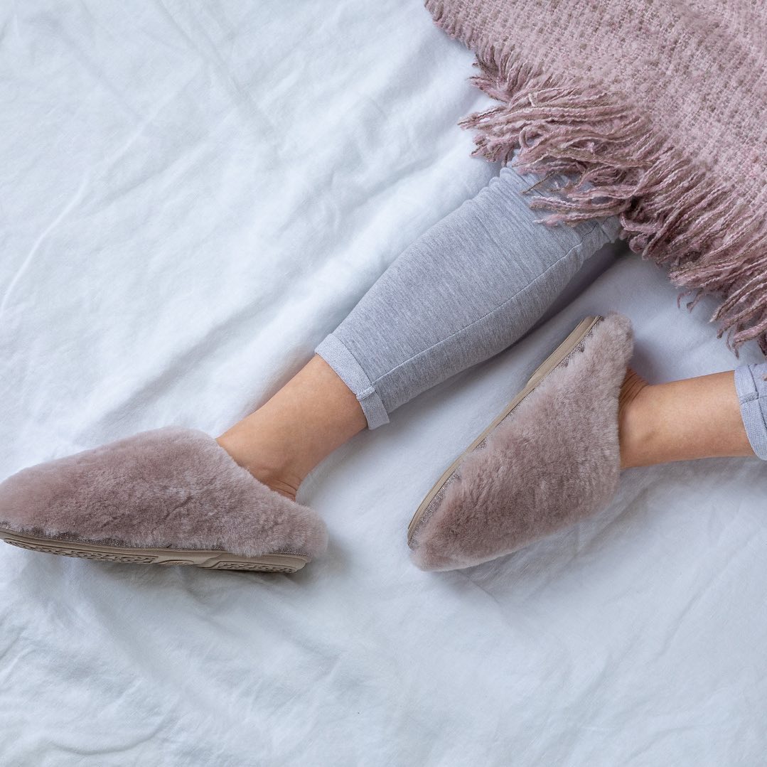 Just sheepskin moccasin slippers hot sale