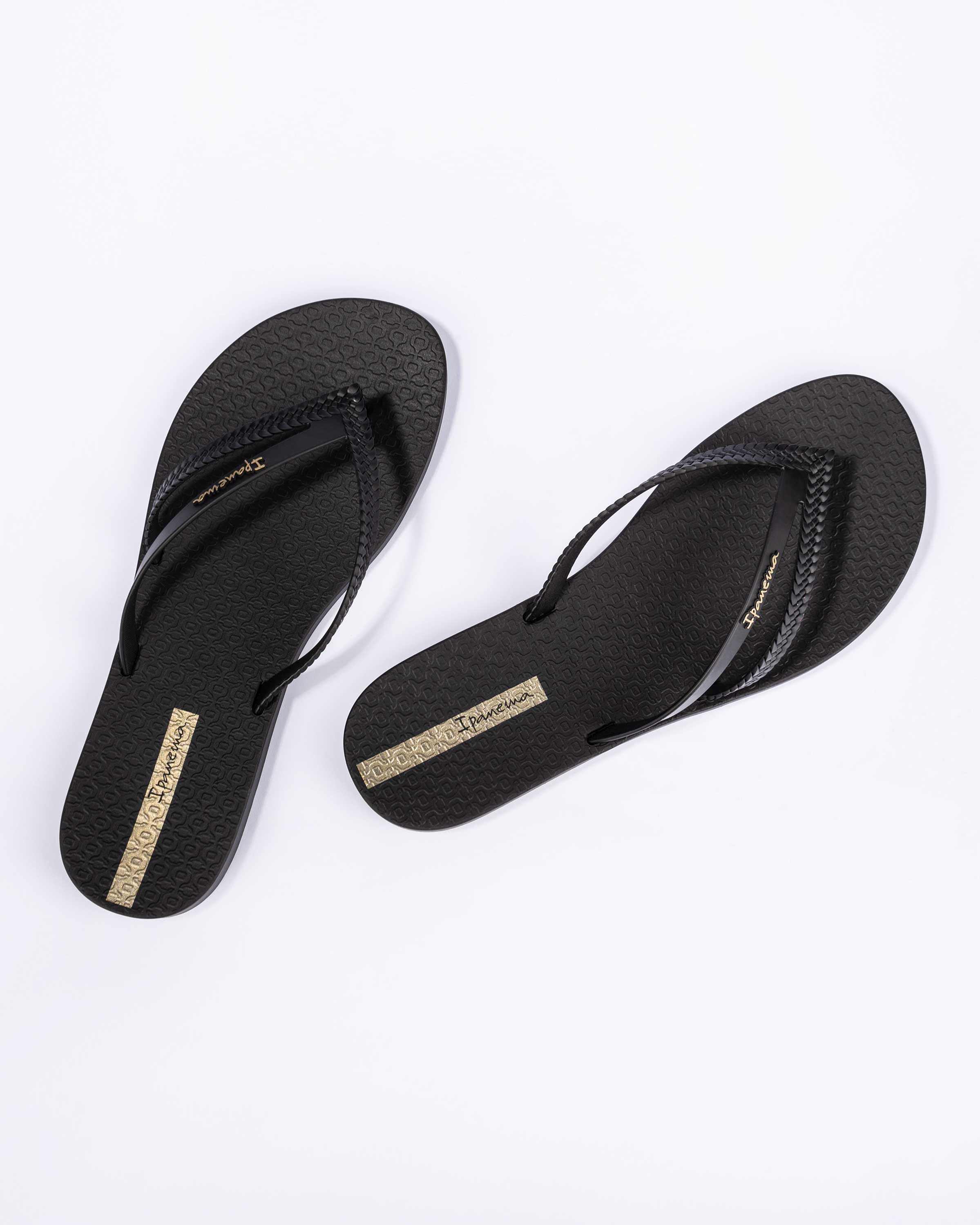 Ipanema black cheap and gold sandals